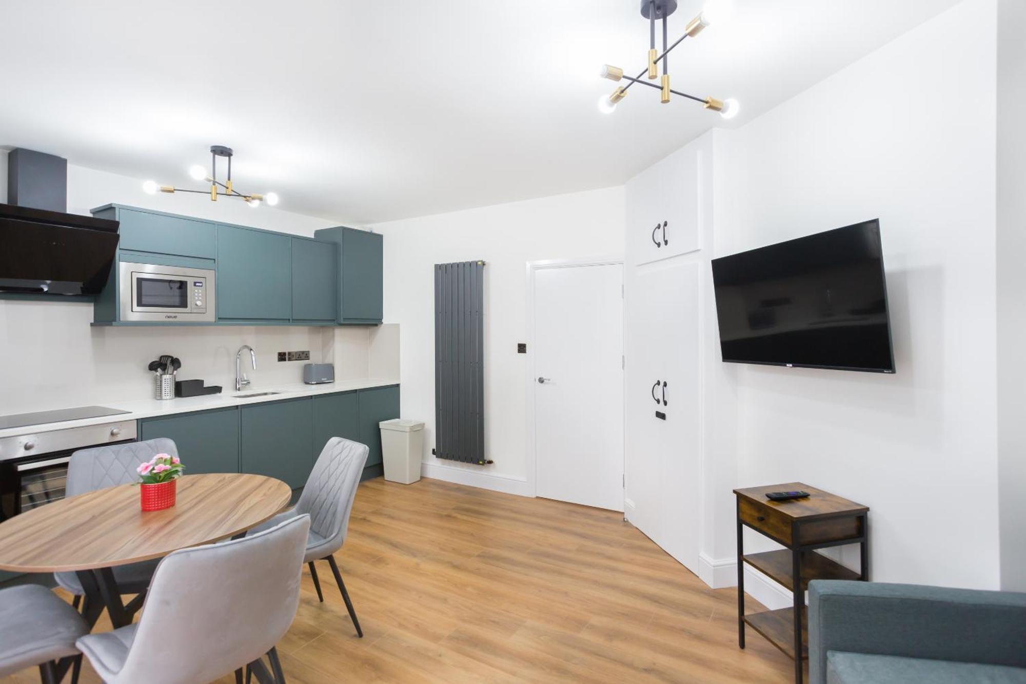 City Centre One Bedroom Apartment Next To Station, Newly Renovated Λονδίνο Εξωτερικό φωτογραφία
